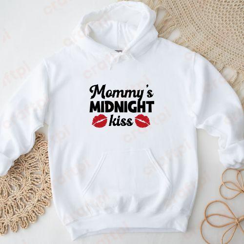Mommys Midnight Kiss 4