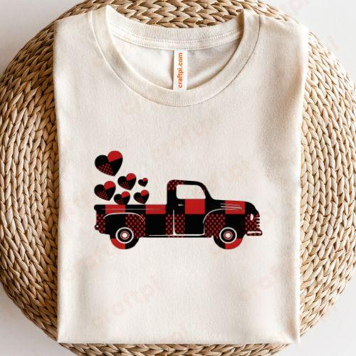 Red Buffalo Plaid Christmas Truck with Heart 1